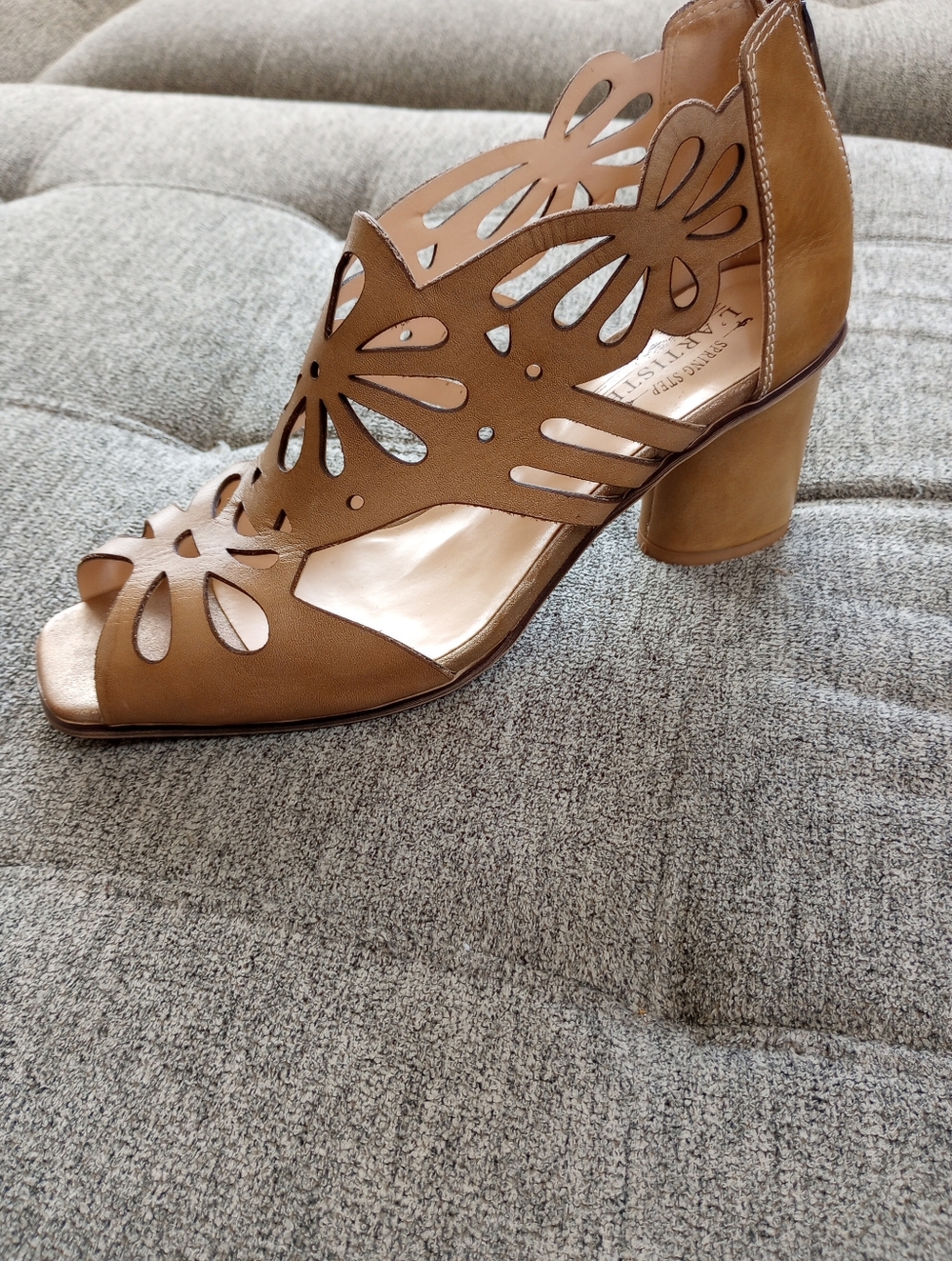 L'artiste Tan Leather Flamenco Block Heel Zipper Back Size Euro 42 10.5 11 New! - Picture 4 of 14